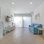 아파트 Sandi